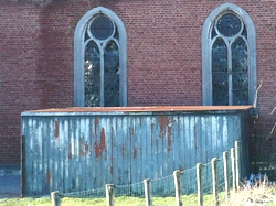 Garages adosss  l'glise de Tigne